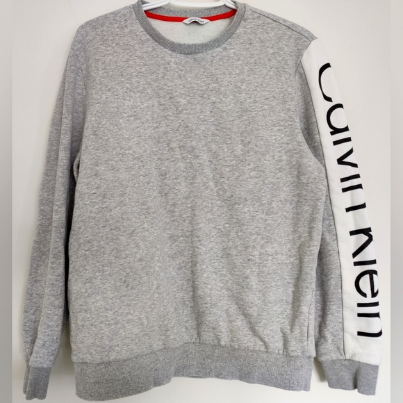 Calvin Klein Other - Calvin Klein sweatshirt